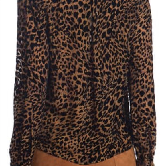 L’Agence Blouse - Picture 4 of 5